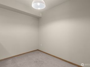 1001 W Casino Road F105, Everett WA 98204
