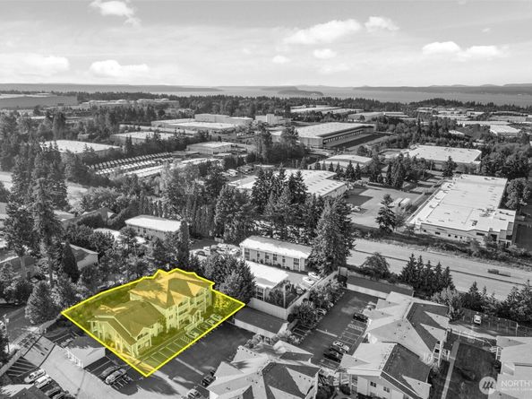 1001 W Casino Road F105, Everett WA 98204
