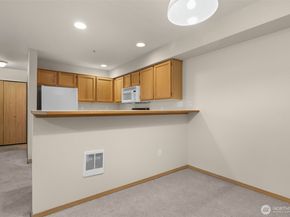 1001 W Casino Road F105, Everett WA 98204
