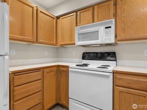 1001 W Casino Road F105, Everett WA 98204