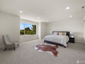 19512 116 Place SE, Kent WA 98031