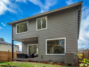 19512 116 Place SE, Kent WA 98031