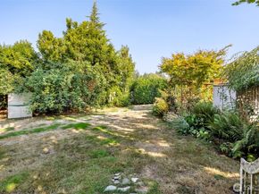 12832 NE 84th Street, Kirkland WA 98033