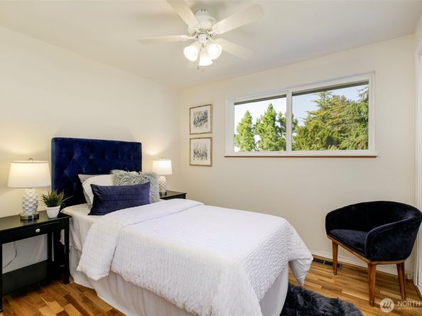 12832 NE 84th Street, Kirkland WA 98033