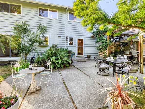 12832 NE 84th Street, Kirkland WA 98033