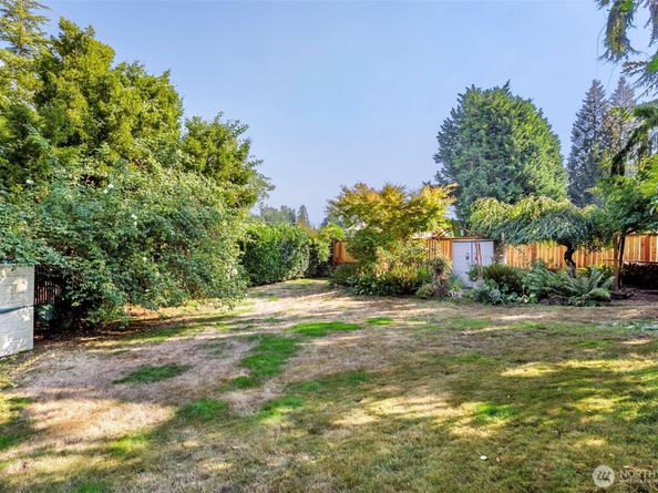 12832 NE 84th Street, Kirkland WA 98033