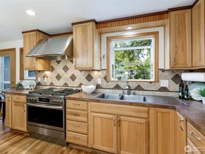 12832 NE 84th Street, Kirkland WA 98033