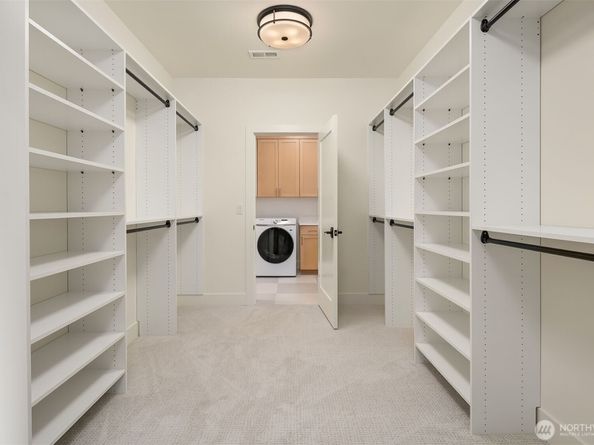 16238 SE 10th Street, Bellevue WA 98008