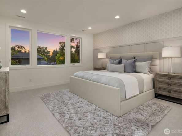 16238 SE 10th Street, Bellevue WA 98008