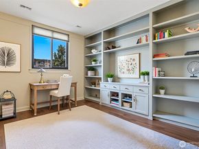3717 Beach Drive SW 113, Seattle WA 98116