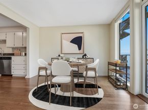 3717 Beach Drive SW 113, Seattle WA 98116