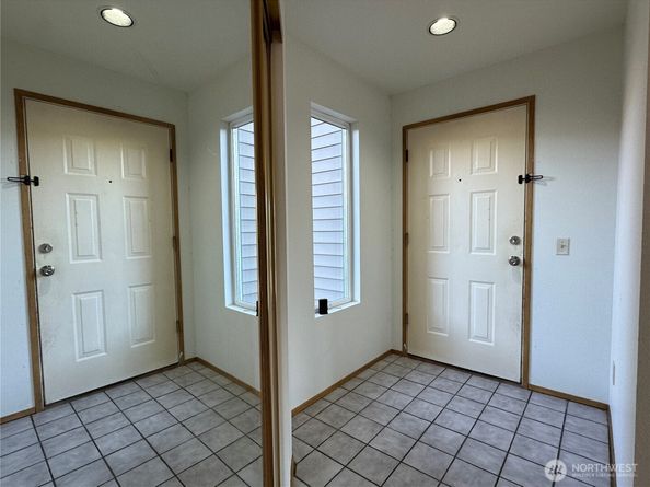 1410 W Casino Road 26, Everett WA 98204