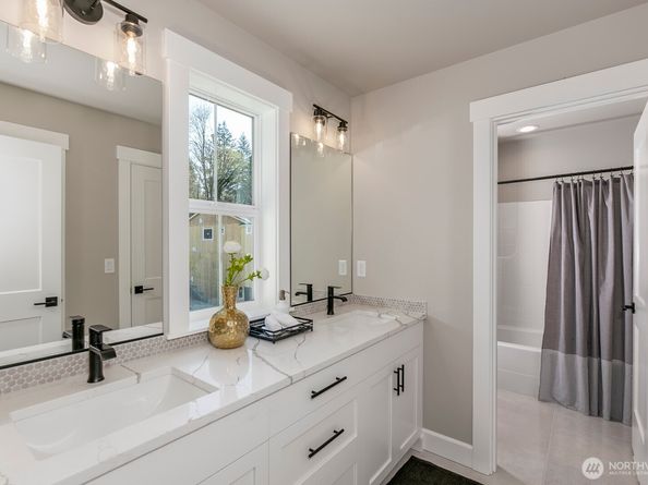 20403 94th Drive NE, Bothell WA 98011