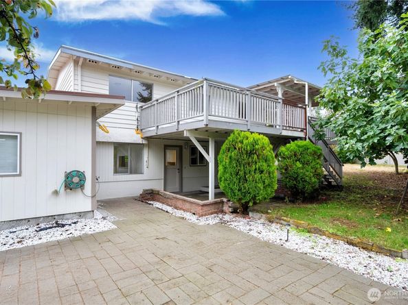 16515 N Linden Ave N, Shoreline WA 98133