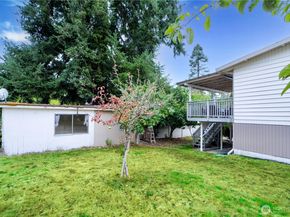 16515 N Linden Ave N, Shoreline WA 98133