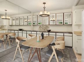 2501 Canterbury Ln E 106, Seattle WA 98112