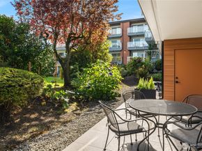 2501 Canterbury Ln E 106, Seattle WA 98112