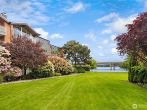 2501 Canterbury Ln E 106, Seattle WA 98112