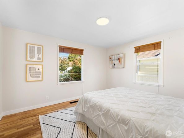 615 NW 48th Street, Seattle WA 98107