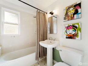 615 NW 48th Street, Seattle WA 98107