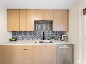 615 NW 48th Street, Seattle WA 98107