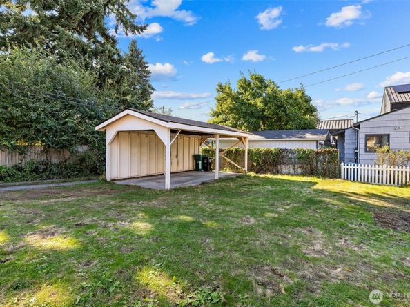 615 NW 48th Street, Seattle WA 98107