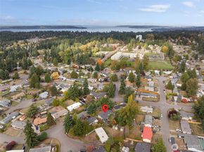 31708 7th Avenue S, Federal Way WA 98003