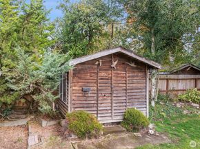 31708 7th Avenue S, Federal Way WA 98003