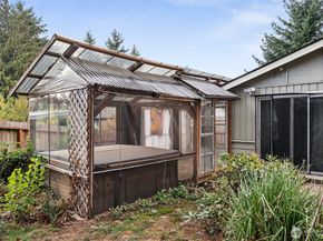 31708 7th Avenue S, Federal Way WA 98003