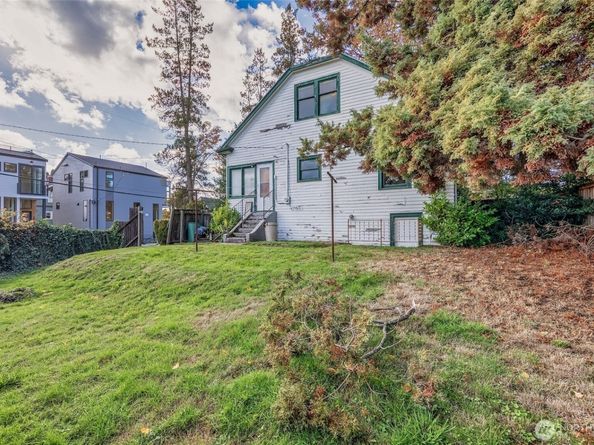 150 24th Avenue, Seattle WA 98122