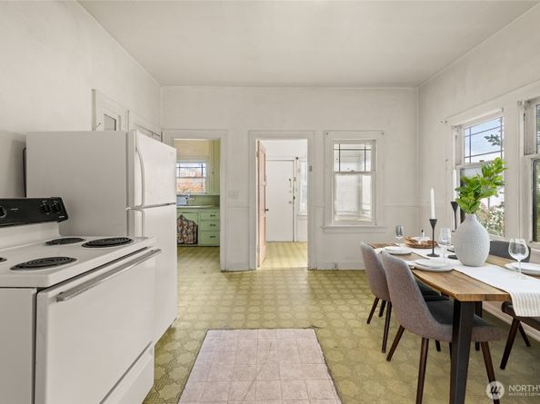 150 24th Avenue, Seattle WA 98122