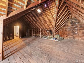 150 24th Avenue, Seattle WA 98122