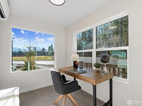 706 Newport Way NW, Issaquah WA 98027