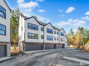 706 Newport Way NW, Issaquah WA 98027