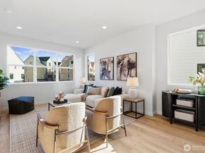 706 Newport Way NW, Issaquah WA 98027