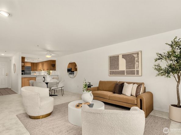 9320 NE Juanita Drive 1B, Kirkland WA 98034