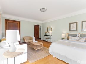 220 W Olympic Place 104, Seattle WA 98119