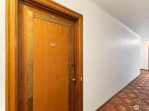 220 W Olympic Place 104, Seattle WA 98119