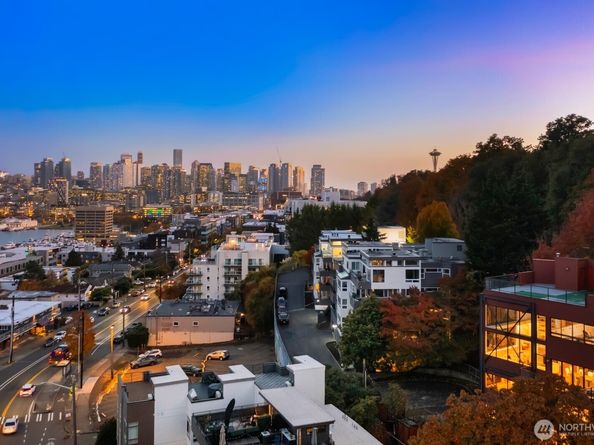 656 Howe Street, Seattle WA 98109