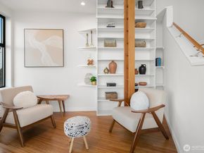 656 Howe Street, Seattle WA 98109