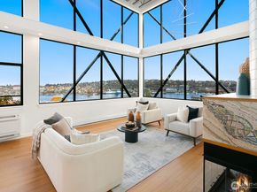 656 Howe Street, Seattle WA 98109