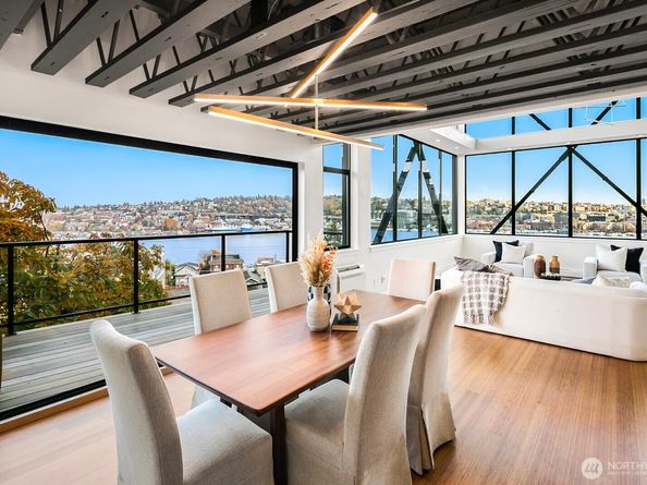 656 Howe Street, Seattle WA 98109