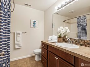 14004 2nd Avenue W, Everett WA 98208