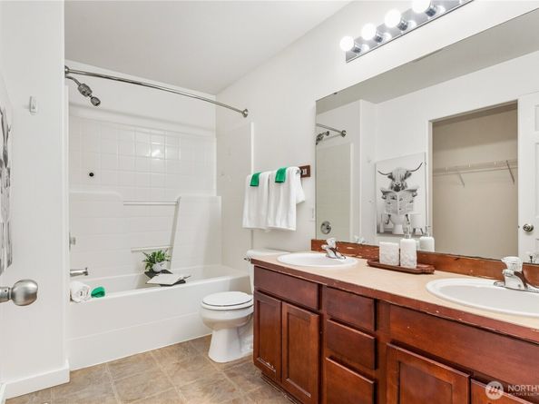 18312 8th Avenue SE, Bothell WA 98012