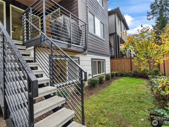 13768 SE 83rd Court, Newcastle WA 98059