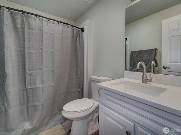 4931 NW Knute Anderson Road, Silverdale WA 98383