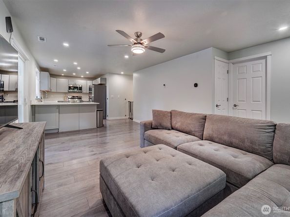 4931 NW Knute Anderson Road, Silverdale WA 98383