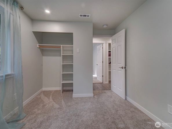 4931 NW Knute Anderson Road, Silverdale WA 98383