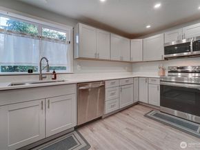 4931 NW Knute Anderson Road, Silverdale WA 98383