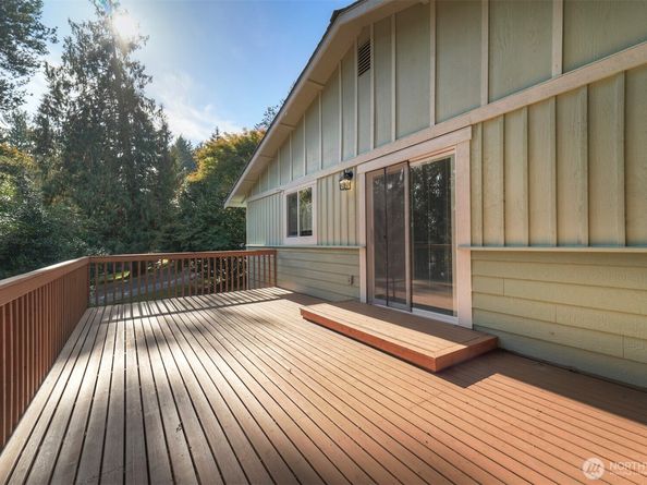 4931 NW Knute Anderson Road, Silverdale WA 98383